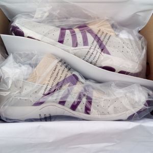 Dansko Hope Suede Shoes